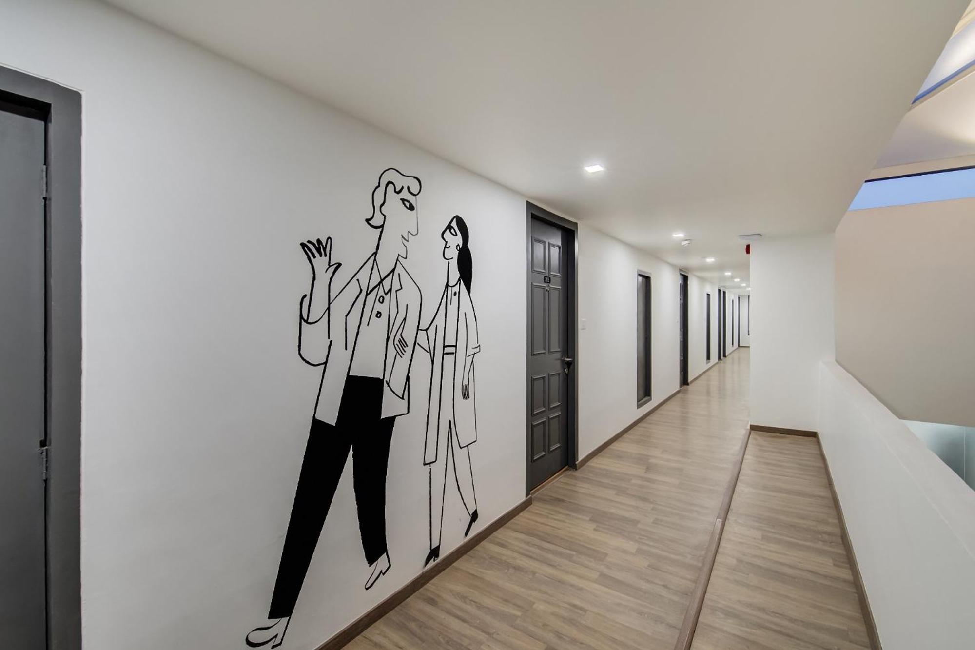 Super Townhouse Mg Road Пюн Екстериор снимка